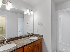 1120 156th Ave SE, Bellevue WA 98007