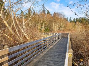 1237 Hawley Way NE, Bainbridge Island WA 98110