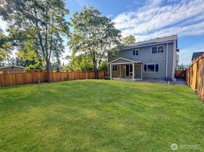 4339 S 160th Street, Tukwila WA 98188