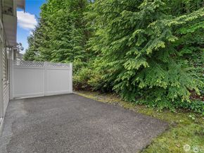 22029 39th Place S, Kent WA 98032