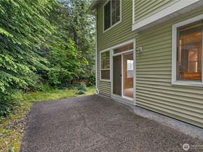 22029 39th Place S, Kent WA 98032