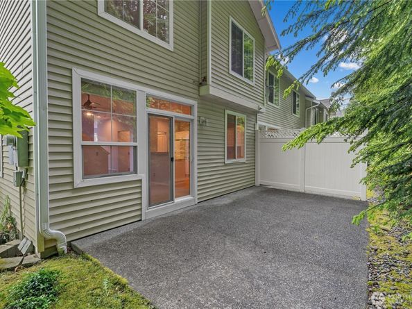 22029 39th Place S, Kent WA 98032