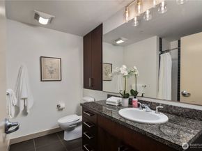 900 Lenora Street 702, Seattle WA 98121