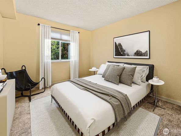 275 W Roy Street 109, Seattle WA 98119