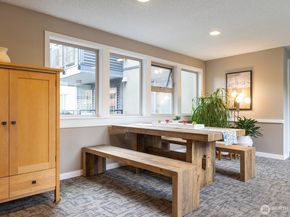 275 W Roy Street 109, Seattle WA 98119