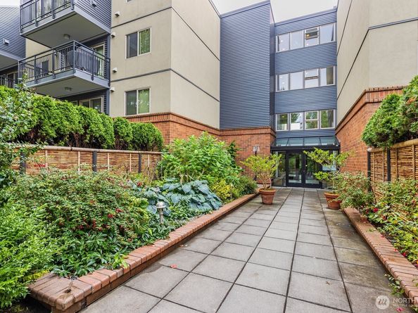 275 W Roy Street 109, Seattle WA 98119