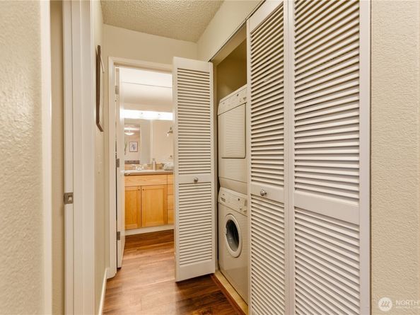 275 W Roy Street 109, Seattle WA 98119