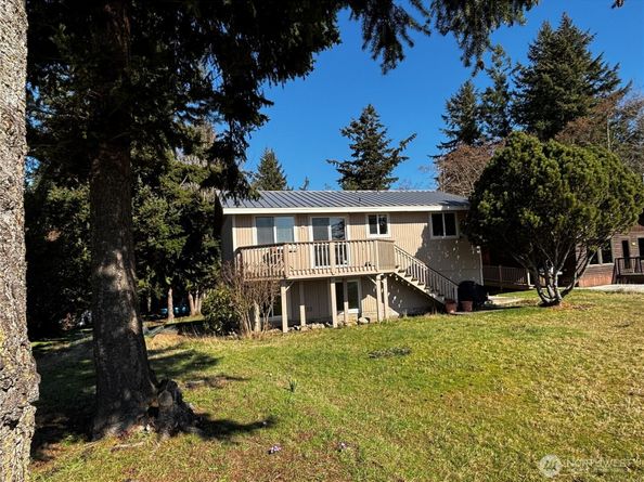 18 Whidbey Island Dr. Drive, Hat Island WA 98902