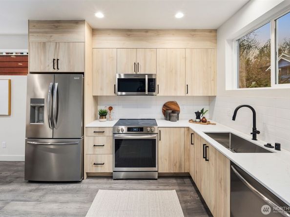 4518 B 33rd Avenue S, Seattle WA 98118