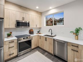4518 B 33rd Avenue S, Seattle WA 98118