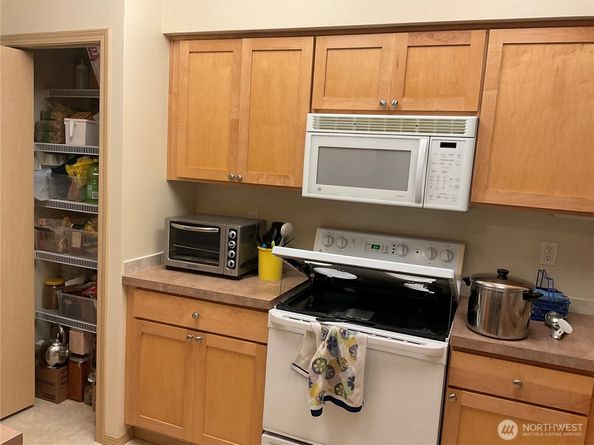 15302 40th Avenue W 2202, Lynnwood WA 98087