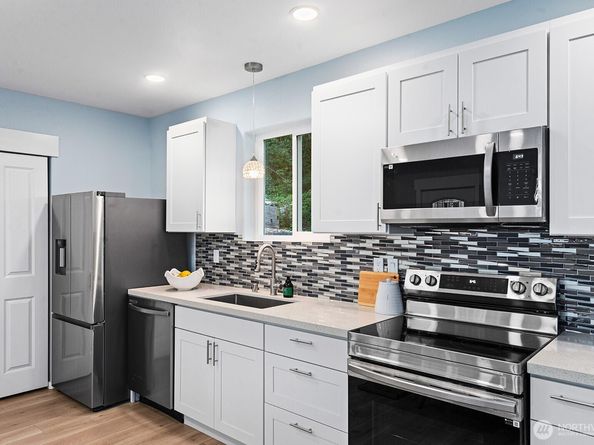 3265 31st Avenue SW, Seattle WA 98126