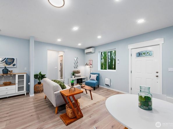 3265 31st Avenue SW, Seattle WA 98126