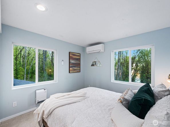 3265 31st Avenue SW, Seattle WA 98126
