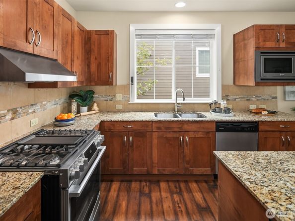 365 NE Denny Way, Issaquah WA 98029