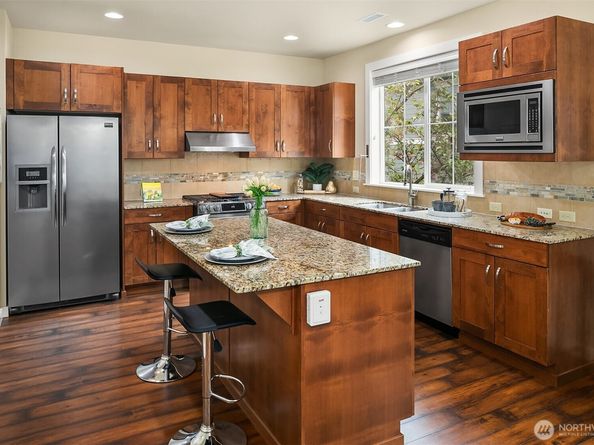 365 NE Denny Way, Issaquah WA 98029