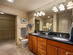 150 102nd Avenue SE 213, Bellevue WA 98004