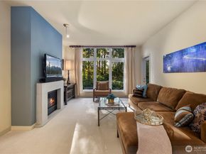 150 102nd Avenue SE 213, Bellevue WA 98004