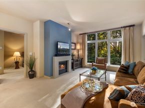150 102nd Avenue SE 213, Bellevue WA 98004