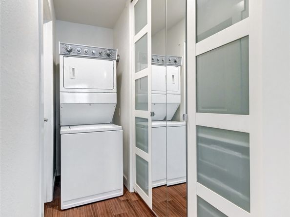 12429 NE 130th Court G201, Kirkland WA 98034