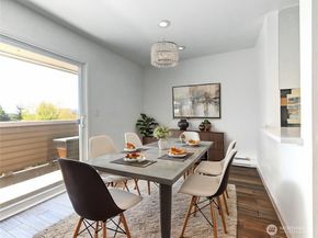 12429 NE 130th Court G201, Kirkland WA 98034