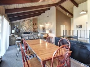 12429 NE 130th Court G201, Kirkland WA 98034
