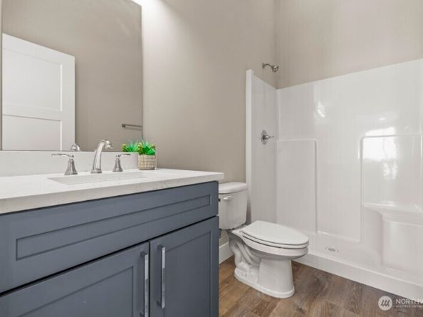 13055 2nd Avenue S A, Burien WA 98168