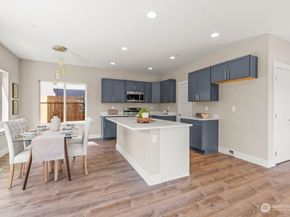 13055 2nd Avenue S A, Burien WA 98168