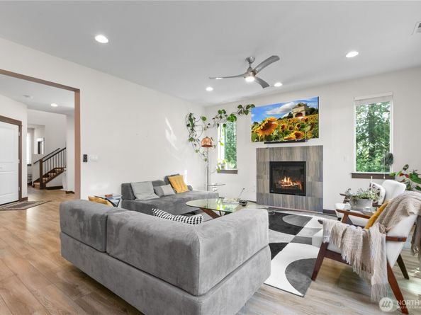 17431 3rd Avenue SE, Bothell WA 98012