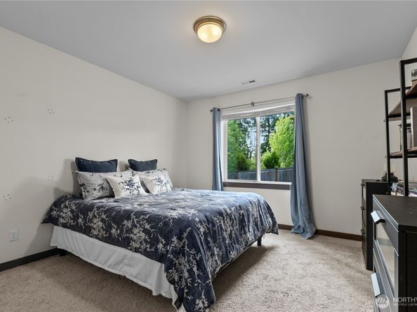 17431 3rd Avenue SE, Bothell WA 98012