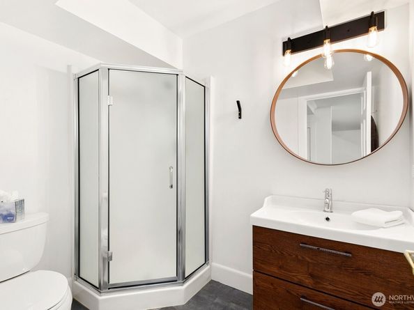 5932 California Avenue SW, Seattle WA 98136