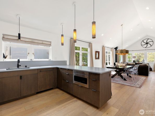 5932 California Avenue SW, Seattle WA 98136