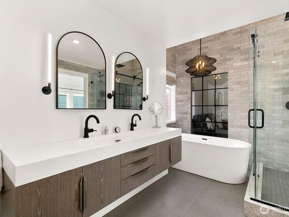 5932 California Avenue SW, Seattle WA 98136