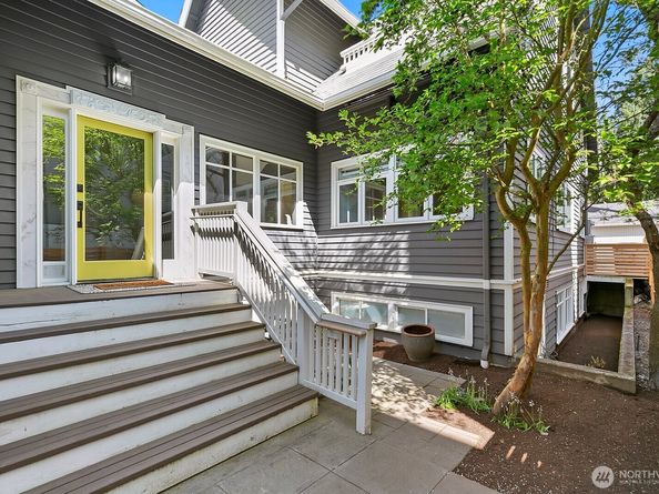 5932 California Avenue SW, Seattle WA 98136