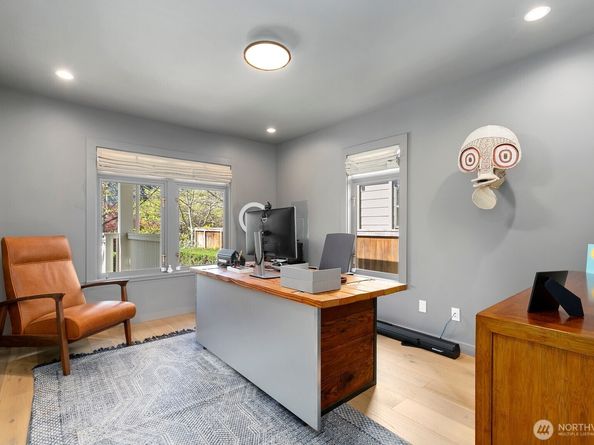 5932 California Avenue SW, Seattle WA 98136