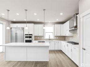13488 NE 104th Way 6, Kirkland WA 98033