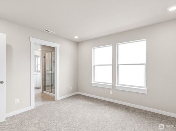 13488 NE 104th Way 6, Kirkland WA 98033