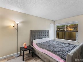 2534 S 317th Street 103, Federal Way WA 98003