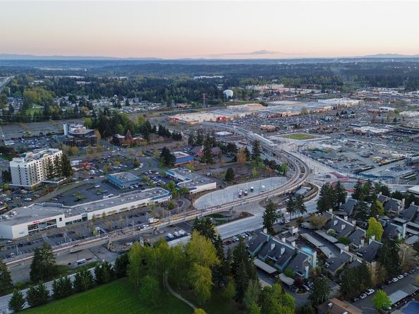2534 S 317th Street 103, Federal Way WA 98003