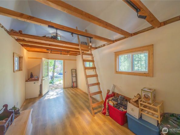 11518 167th Place NE, Redmond WA 98052