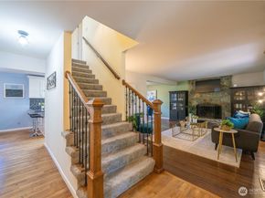 11518 167th Place NE, Redmond WA 98052