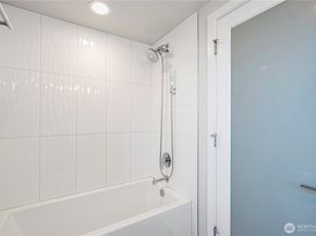 1806 NW 85th Street, Seattle WA 98117