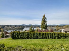 3121 Sahali Drive NE, Bremerton WA 98310