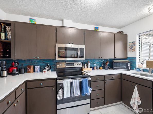 3121 Sahali Drive NE, Bremerton WA 98310