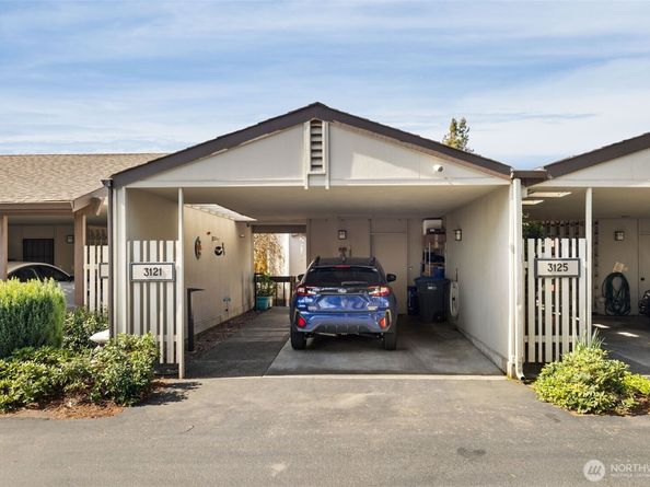 3121 Sahali Drive NE, Bremerton WA 98310