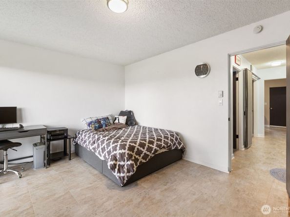 3121 Sahali Drive NE, Bremerton WA 98310