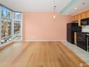2801 1st Avenue 215, Seattle WA 98121