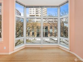 2801 1st Avenue 215, Seattle WA 98121