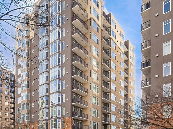 2801 1st Avenue 215, Seattle WA 98121