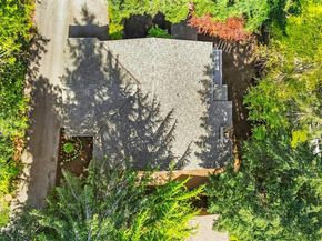 9376 Mercerwood Drive, Mercer Island WA 98040